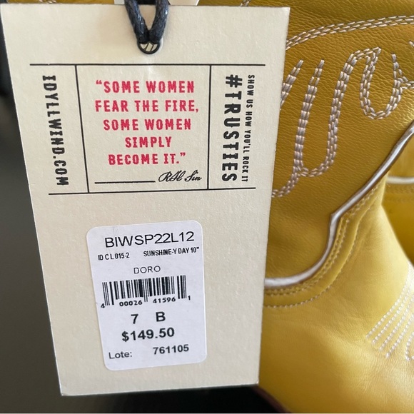 NEW Idyllwind Sunshine-Y Day Western Yellow Boots - Round Toe - Size 7B - Picture 2 of 10